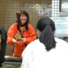名古屋港水族館のボランティアを募集します